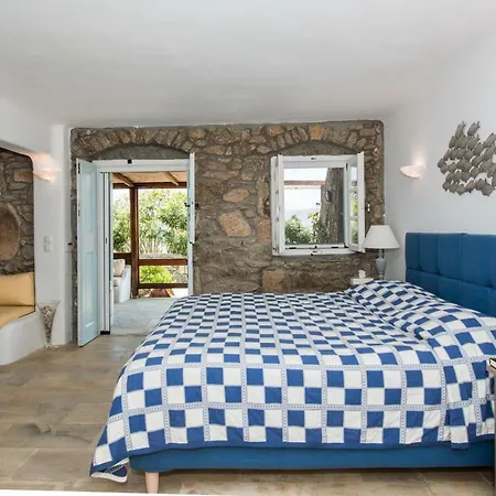 Panormos' Jewel * Panormos (Mykonos)